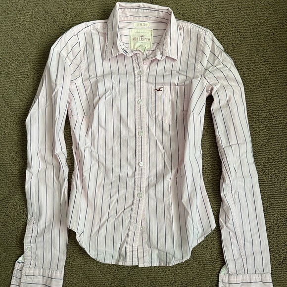 Hollister button up - Picture 1 of 2